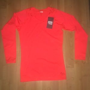 Women’s long sleeve workout top